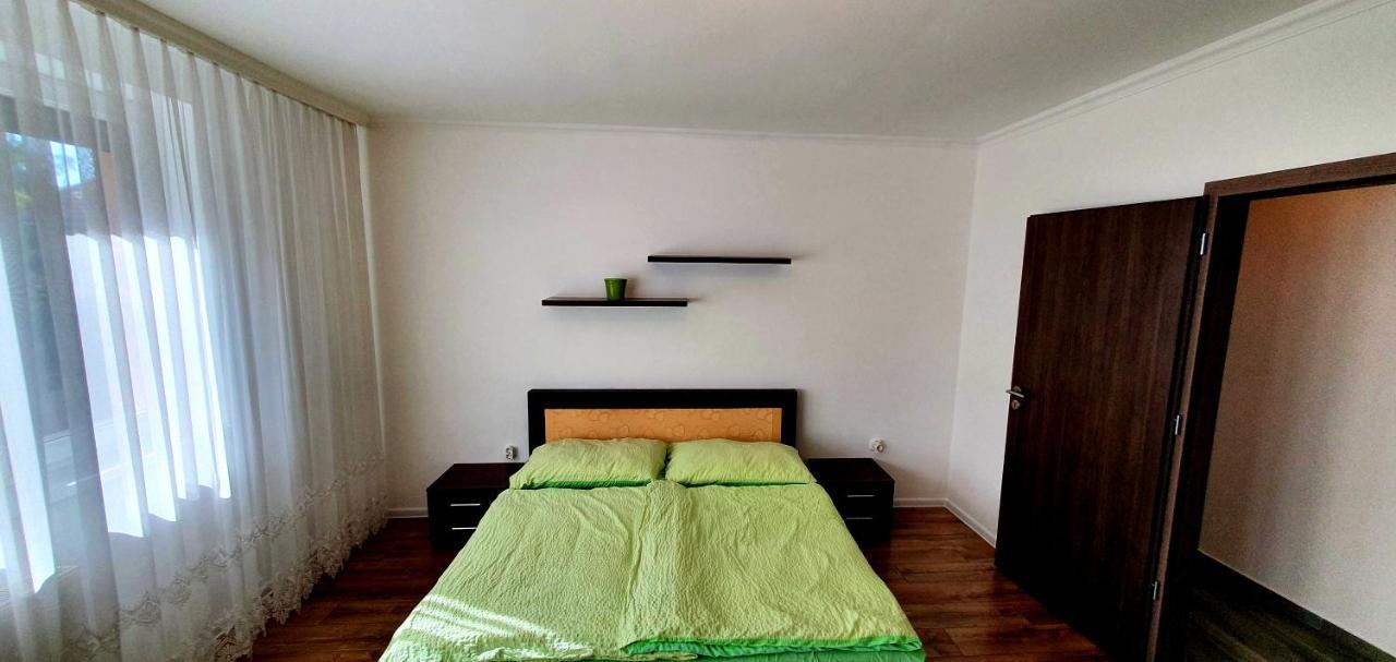 Bazsi Apartman Siófok Exterior foto